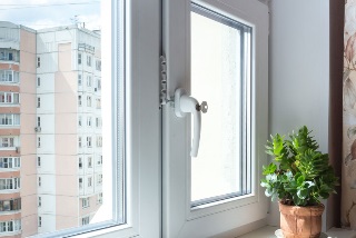 Пластиковые окна Мирный цена от 3074 руб.